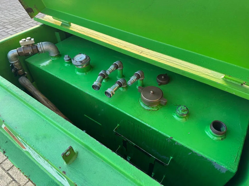 Conteneur maritime Kiwa IBC Steenbergen 750 liter Dieseltank met Handpomp Milieutank: photos 9