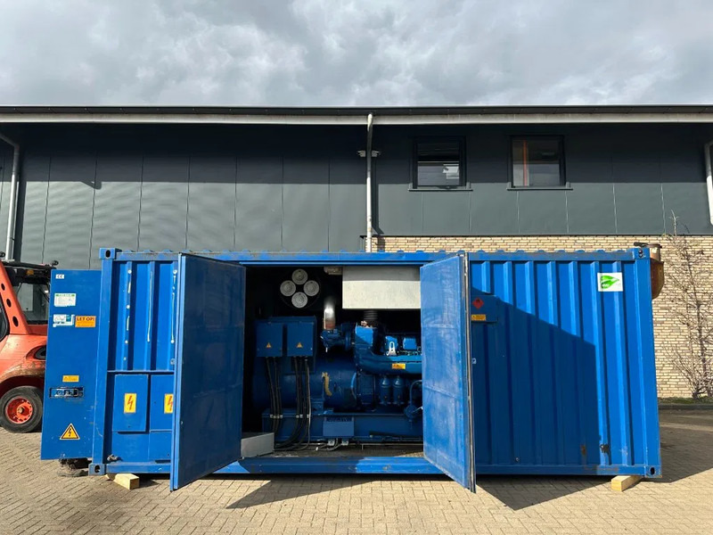 MTU 450 kVA Supersilent generatorset in 20 ft container aggregaat - Groupe électrogène: photos 3 MTU 450 kVA Supersilent generatorset in 20 ft container aggregaat - Groupe électrogène: photos 3