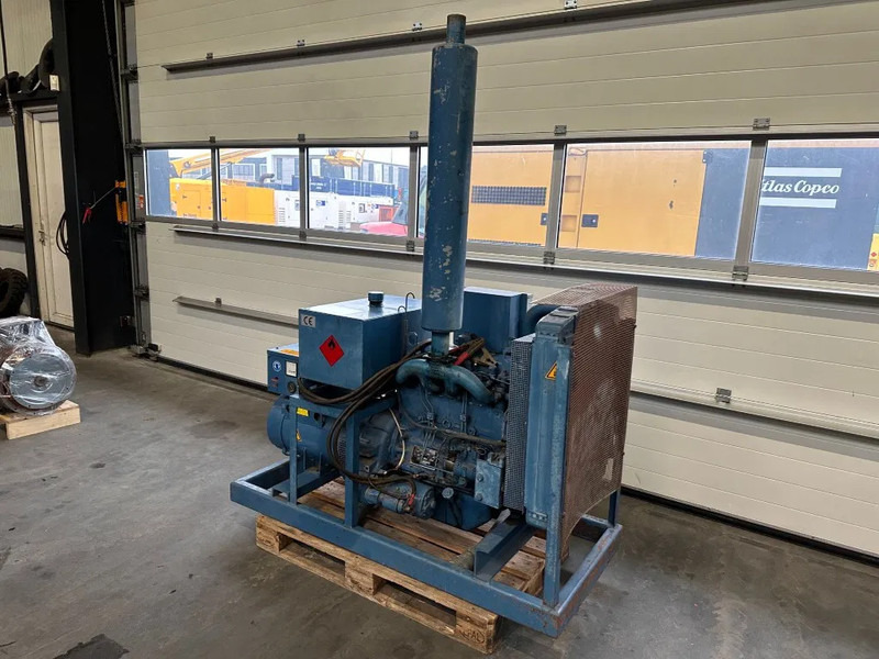 Groupe électrogène Marelli 35 kVA Diesel noodstroom generatorset: photos 6