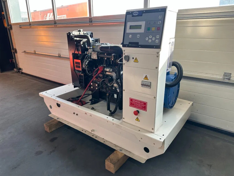 Perkins FG Wilson 23 kVA generatorset New ! - Groupe électrogène: photos 2 Perkins FG Wilson 23 kVA generatorset New ! - Groupe électrogène: photos 2
