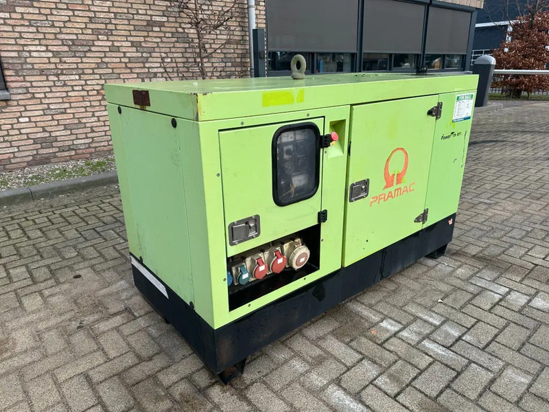 Pramac GSW22 Yanmar Mecc Alte Spa 22 kVA Silent generatorset - Groupe électrogène: photos 3 Pramac GSW22 Yanmar Mecc Alte Spa 22 kVA Silent generatorset - Groupe électrogène: photos 3