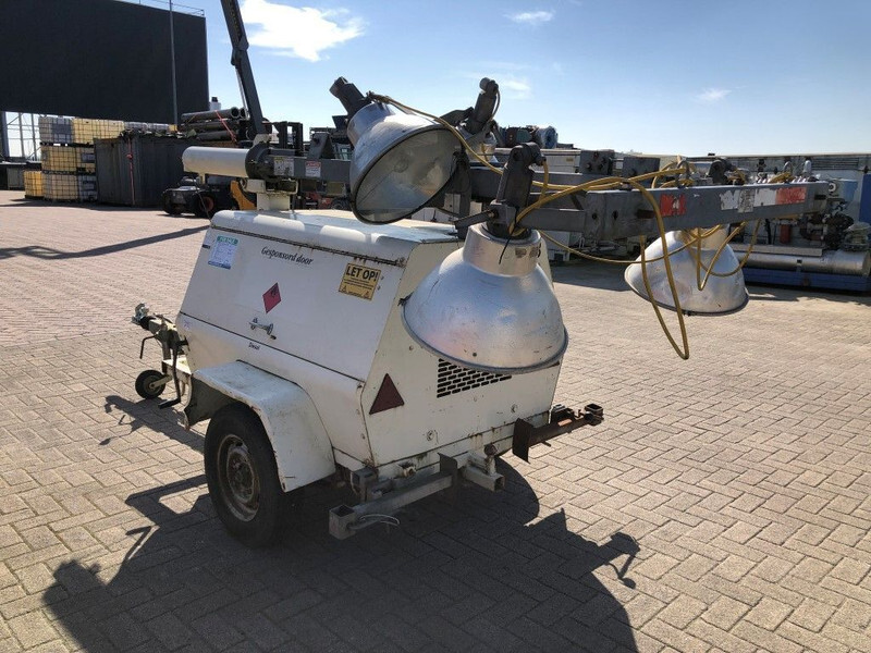 Mat d'éclairage Terex Kubota Leroy Somer 7 kVA lichtmast aggregaat light tower: photos 11
