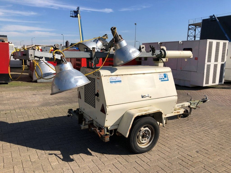 Mat d'éclairage Terex Kubota Leroy Somer 7 kVA lichtmast aggregaat light tower: photos 7