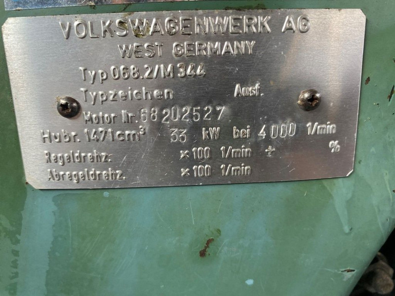 Volkswagen 068.2/M344 Marine Diesel motor 33 kW / 45 PK met keerkoppeling - Moteur pour Matériel de manutention: photos 3 Volkswagen 068.2/M344 Marine Diesel motor 33 kW / 45 PK met keerkoppeling - Moteur pour Matériel de manutention: photos 3