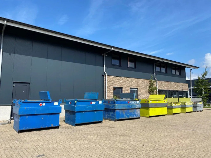 Steenbergen 2000 liter Kiwa IBC dieseltank met handpomp - Cuve de stockage: photos 2 Steenbergen 2000 liter Kiwa IBC dieseltank met handpomp - Cuve de stockage: photos 2