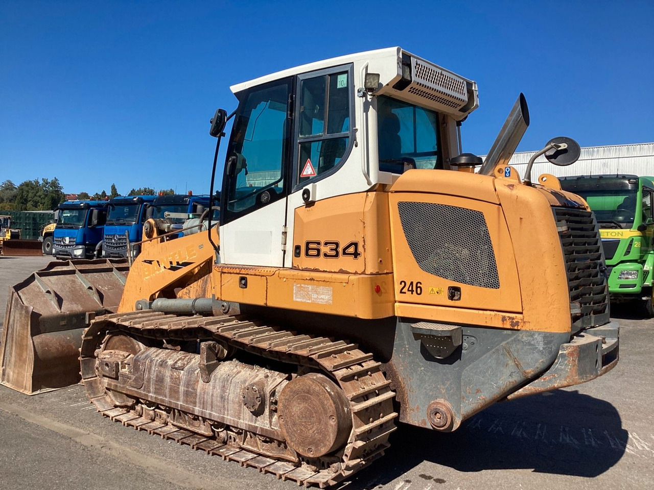 Liebherr LR 634 Laderaupe Klima - Bulldozer: photos 3 Liebherr LR 634 Laderaupe Klima - Bulldozer: photos 3