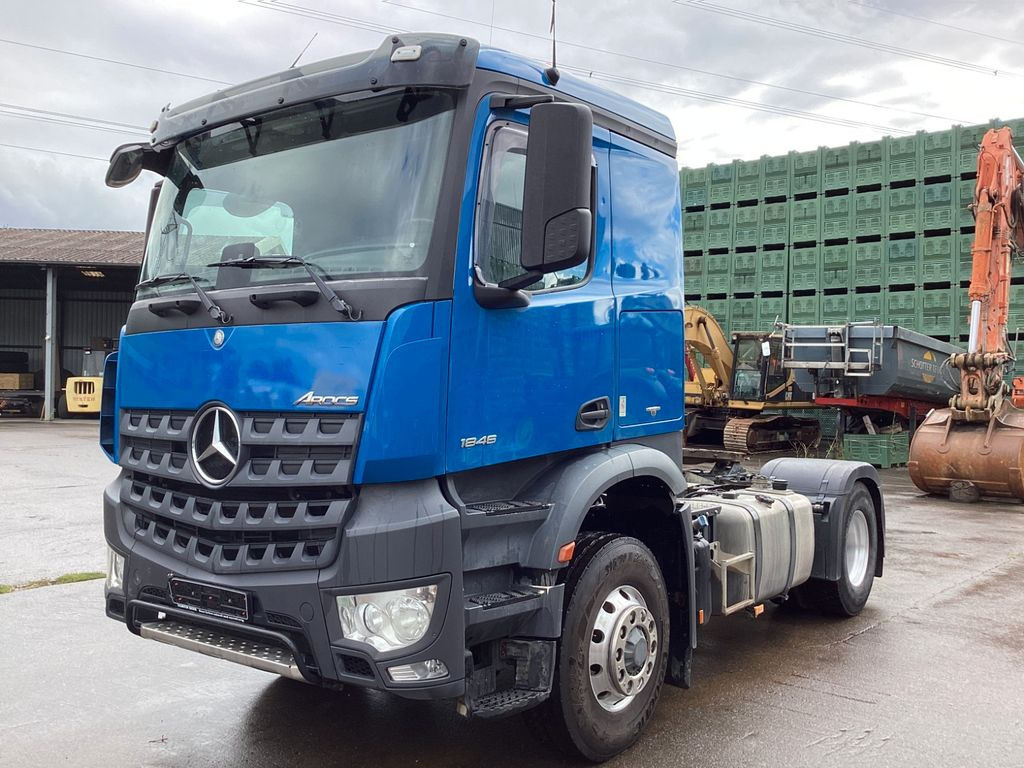 Mercedes-Benz Arocs 1846 HAD 4x4 Hydrodrive Kipphydr. Retarder - Tracteur routier: photos 1 Mercedes-Benz Arocs 1846 HAD 4x4 Hydrodrive Kipphydr. Retarder - Tracteur routier: photos 1