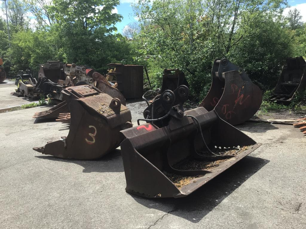 Diverse Löffel Schwenklöffel Greifer Tieflöffel - Godet pour pelle: photos 1 Diverse Löffel Schwenklöffel Greifer Tieflöffel - Godet pour pelle: photos 1