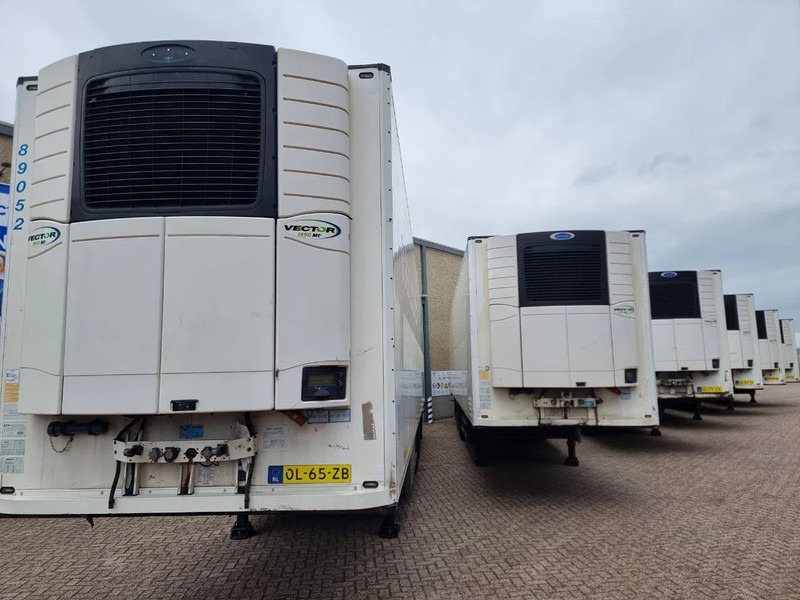 Schmitz Cargobull 10 pcs!!! MULTI TEMP 2200 + VECTOR 1950 - Semi-remorque frigorifique: photos 3 Schmitz Cargobull 10 pcs!!! MULTI TEMP 2200 + VECTOR 1950 - Semi-remorque frigorifique: photos 3