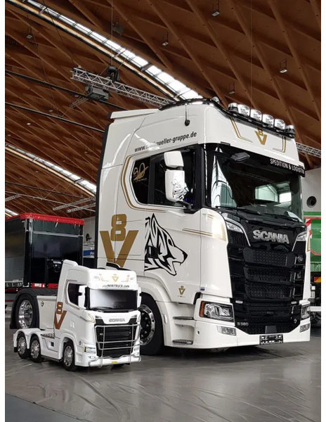 Scania 770ST V8 NGS SCANIA S770 - Tracteur routier: photos 5 Scania 770ST V8 NGS SCANIA S770 - Tracteur routier: photos 5