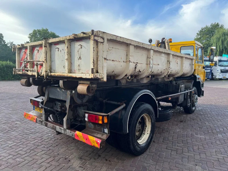 DAF 1900 F HAAKARM - Camion ampliroll: photos 5 DAF 1900 F HAAKARM - Camion ampliroll: photos 5