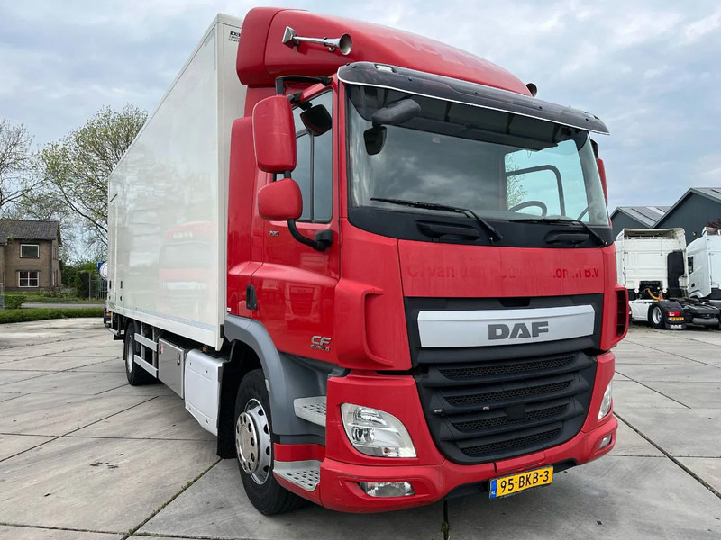 DAF CF 290 FA - Camion fourgon: photos 2 DAF CF 290 FA - Camion fourgon: photos 2