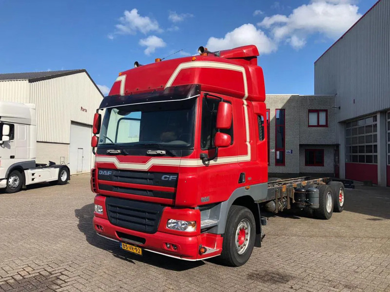 DAF CF 85 FAN CF 85.410 EURO 5 - Châssis cabine: photos 1 DAF CF 85 FAN CF 85.410 EURO 5 - Châssis cabine: photos 1