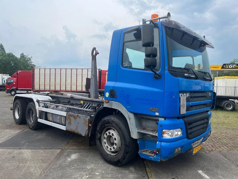 DAF CF FAS CF 85.340 EURO 3 - Camion porte-conteneur/ Caisse mobile, Camion grue: photos 1 DAF CF FAS CF 85.340 EURO 3 - Camion porte-conteneur/ Caisse mobile, Camion grue: photos 1