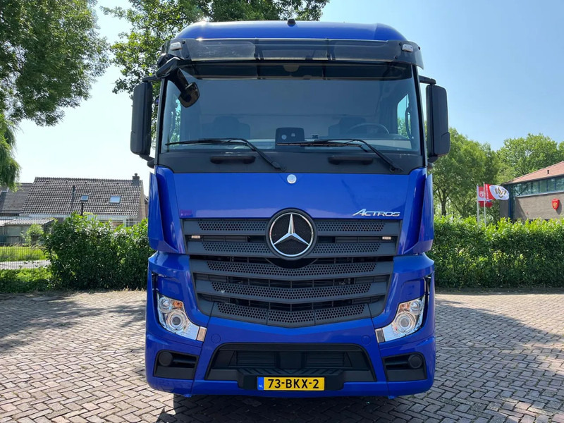Mercedes-Benz Actros 1940 - Tracteur routier: photos 3 Mercedes-Benz Actros 1940 - Tracteur routier: photos 3