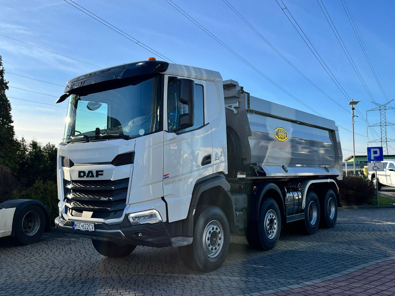 DAF XCF 480 * KIPPER * 8x4 * TOPZUSTAND ! NEW - Camion benne: photos 3 DAF XCF 480 * KIPPER * 8x4 * TOPZUSTAND ! NEW - Camion benne: photos 3