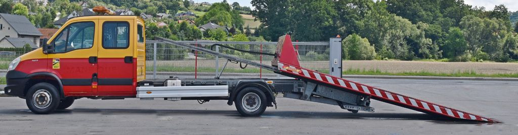 Iveco DAILY 70C17 Abschleppwagen 4,90m * TOPZUSTAND! Iveco DAILY 70C17 Abschleppwagen 4,90m * TOPZUSTAND! - Remorqueuse: photos 5 Iveco DAILY 70C17 Abschleppwagen 4,90m * TOPZUSTAND! Iveco DAILY 70C17 Abschleppwagen 4,90m * TOPZUSTAND! - Remorqueuse: photos 5