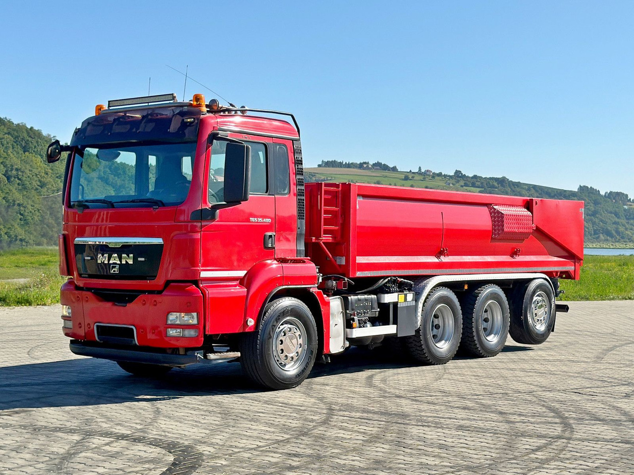 MAN TGS 35.480 * KIPPER 6,30 m * 8x4 - Camion benne: photos 1 MAN TGS 35.480 * KIPPER 6,30 m * 8x4 - Camion benne: photos 1