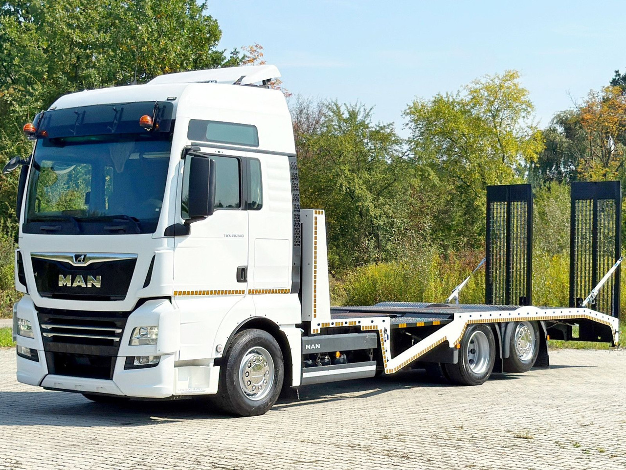 MAN TGX 26.510 * ABSCHLEPPWAGEN * TOPZUSTAND - Remorqueuse: photos 3 MAN TGX 26.510 * ABSCHLEPPWAGEN * TOPZUSTAND - Remorqueuse: photos 3