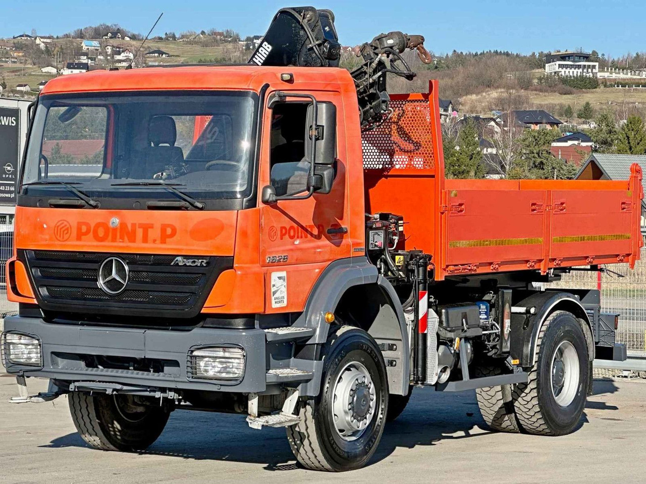 Mercedes-Benz AXOR 1829 * HIAB 1111 HIDUO + FUNK * TOP * 4x4 - Camion benne, Camion grue: photos 4 Mercedes-Benz AXOR 1829 * HIAB 1111 HIDUO + FUNK * TOP * 4x4 - Camion benne, Camion grue: photos 4