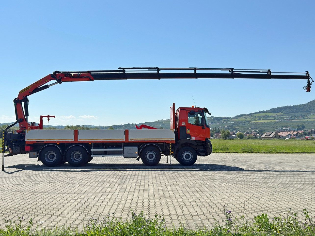 Renault C 430 * PRITSCHE 7,80m*PK 26002 - EH E/FUNK *8x4 - Camion grue: photos 5 Renault C 430 * PRITSCHE 7,80m*PK 26002 - EH E/FUNK *8x4 - Camion grue: photos 5