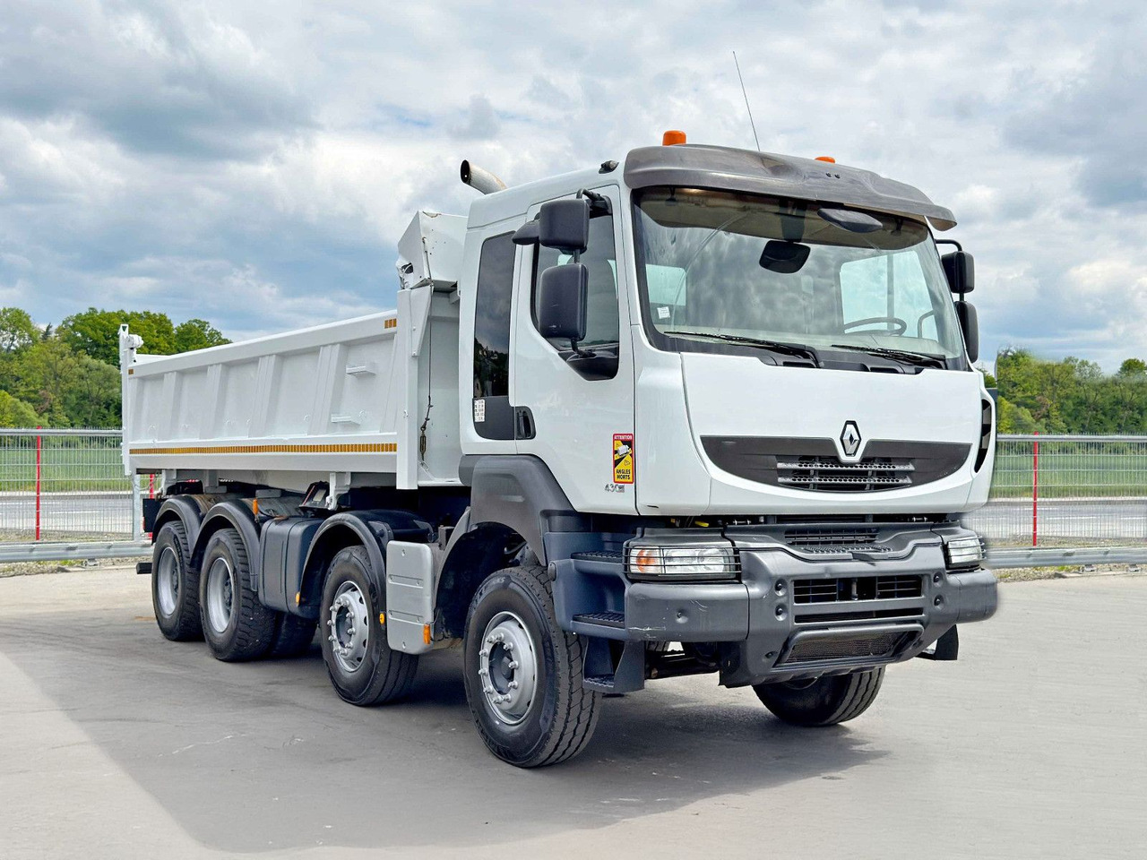 Renault KERAX 430 DXI * KIPPER 6,00 m / 8x4 * TOP - Camion benne, Camion grue: photos 1 Renault KERAX 430 DXI * KIPPER 6,00 m / 8x4 * TOP - Camion benne, Camion grue: photos 1