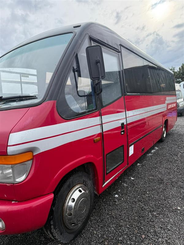 2005 Mercedes 29 seat Plaxton Cheetah minicoach - Minibus, Transport de personnes: photos 2 2005 Mercedes 29 seat Plaxton Cheetah minicoach - Minibus, Transport de personnes: photos 2