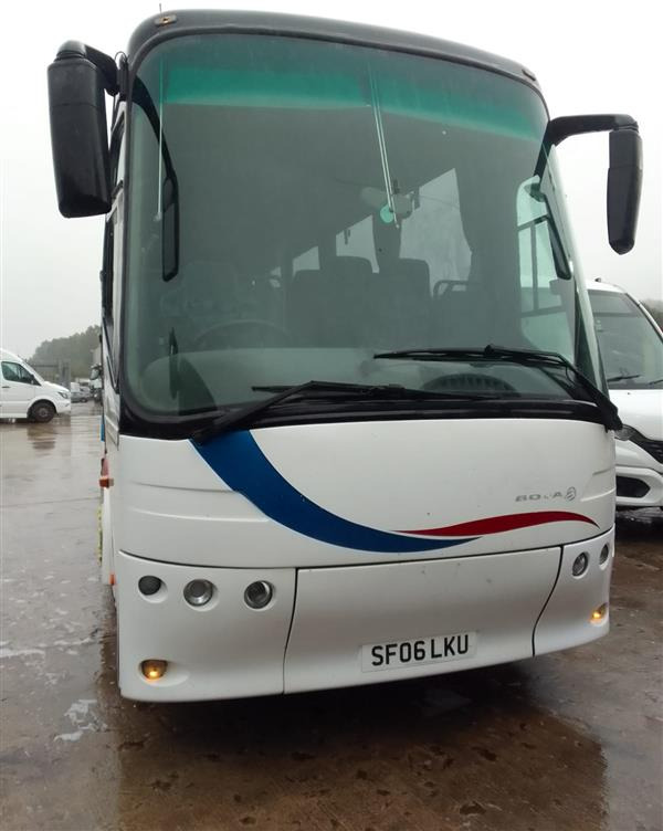 2006 Bova Futura, Daf engine, 6 speed manual gearbox - Autocar: photos 1 2006 Bova Futura, Daf engine, 6 speed manual gearbox - Autocar: photos 1
