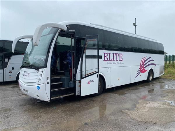 2010 Volvo B9r Caetano Levante Euro 5 70 seater - Autocar: photos 2 2010 Volvo B9r Caetano Levante Euro 5 70 seater - Autocar: photos 2