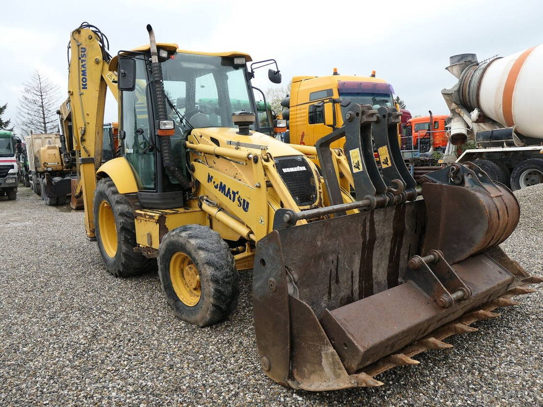 Komatsu WB 97-5 - Tractopelle: photos 3 Komatsu WB 97-5 - Tractopelle: photos 3