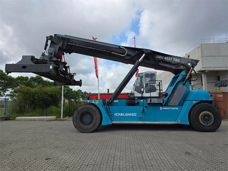 KONECRANES SMV 4531 TB5 - Reach stacker: photos 2 KONECRANES SMV 4531 TB5 - Reach stacker: photos 2