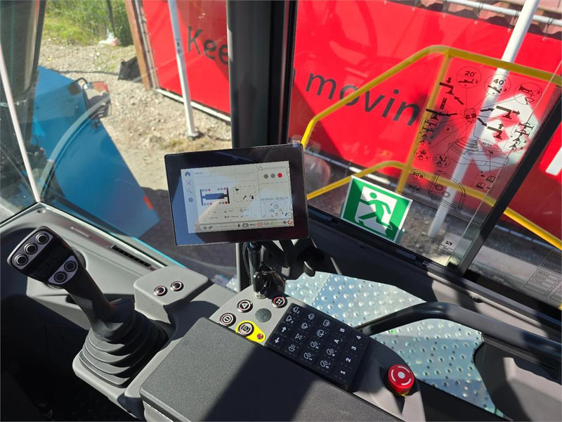 Reach stacker KONECRANES SMV 4632 TC5: photos 11 Reach stacker KONECRANES SMV 4632 TC5: photos 11