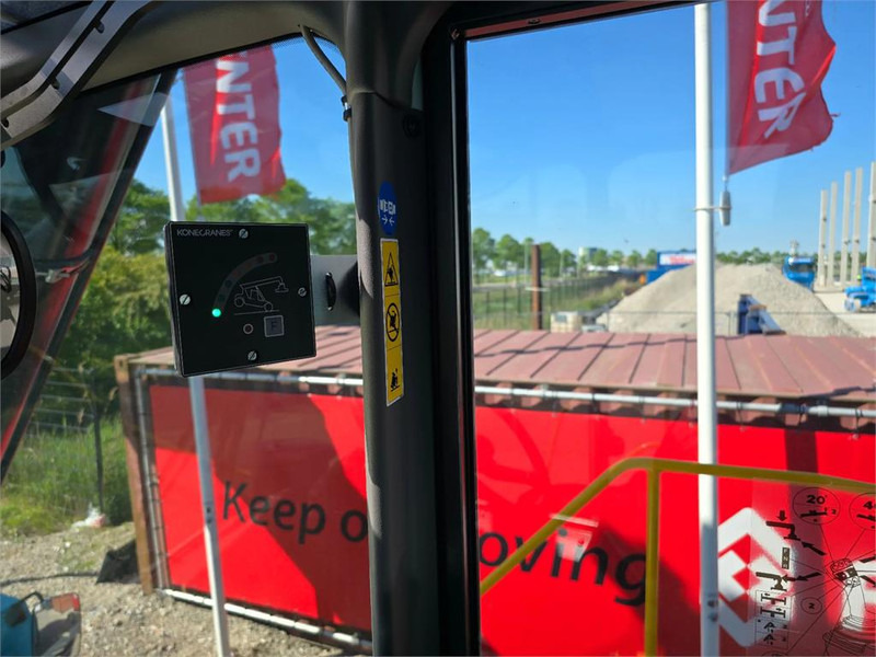 Reach stacker KONECRANES SMV 4632 TC5: photos 12 Reach stacker KONECRANES SMV 4632 TC5: photos 12