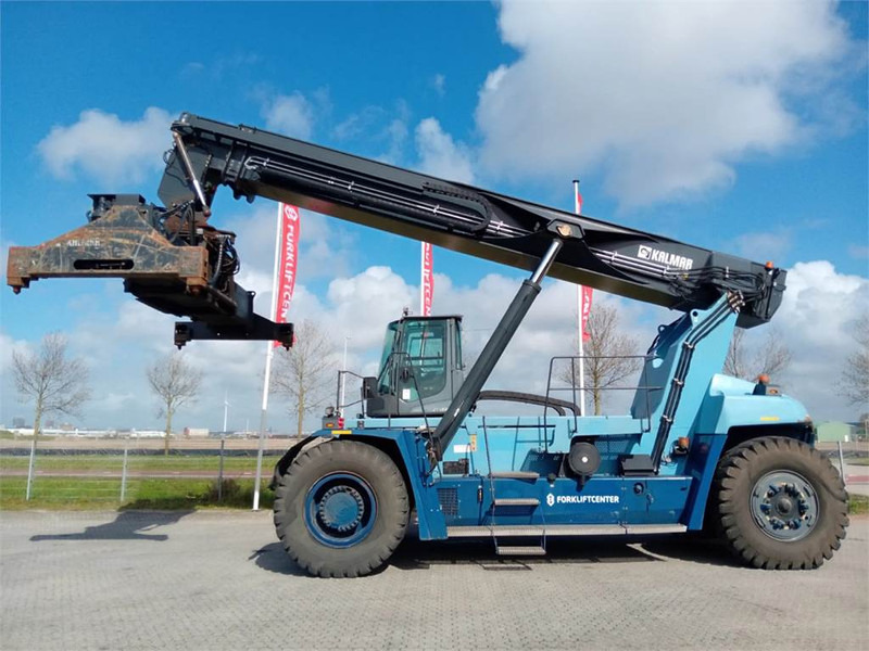 Kalmar DRG450-60S5X - Reach stacker: photos 2 Kalmar DRG450-60S5X - Reach stacker: photos 2