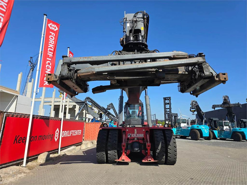 Kalmar DRG450-65C5XS - Reach stacker: photos 5 Kalmar DRG450-65C5XS - Reach stacker: photos 5