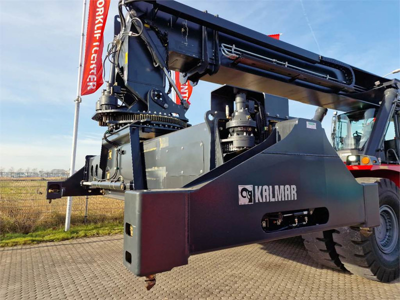Reach stacker Kalmar DRG450-65S5: photos 10