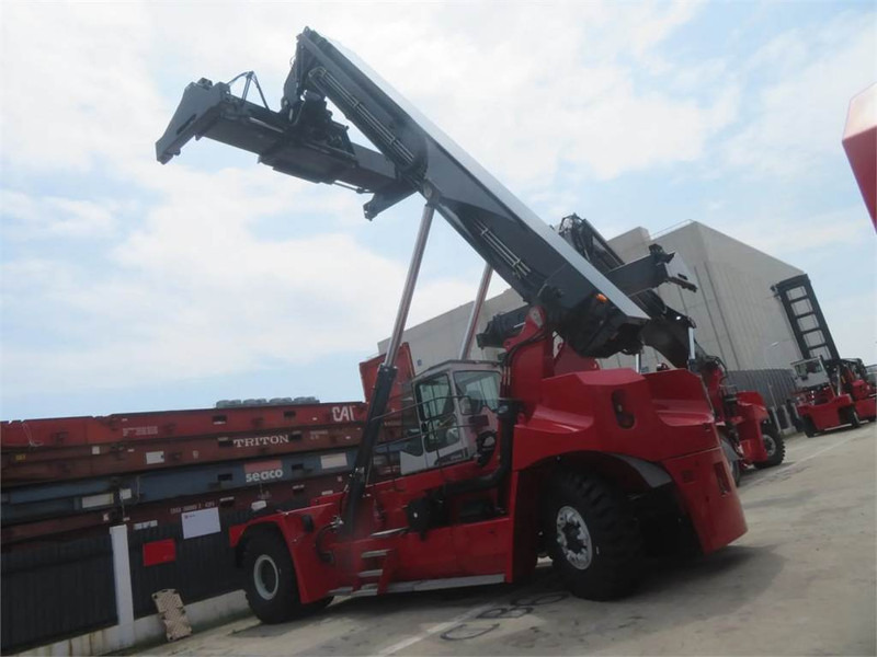 Kalmar DRU450-62S5 - Reach stacker: photos 4 Kalmar DRU450-62S5 - Reach stacker: photos 4
