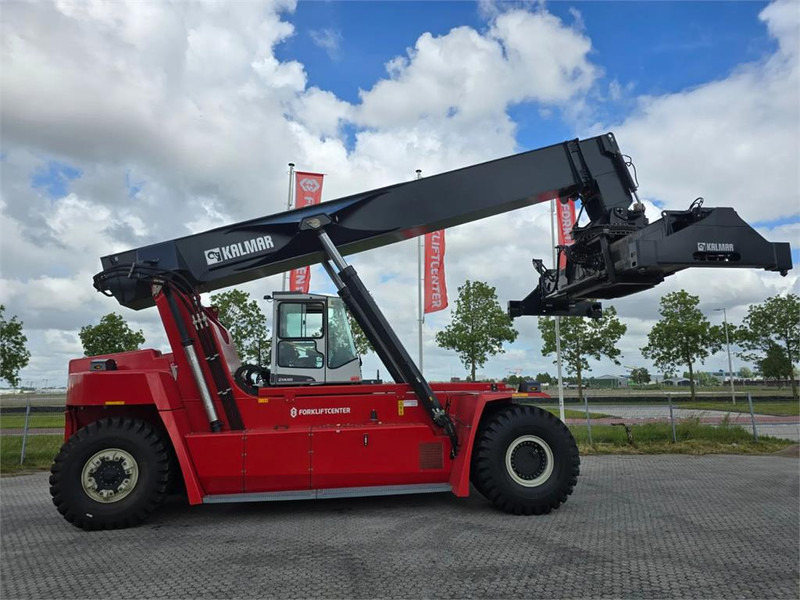 Kalmar DRU450-62S5 - Reach stacker: photos 1 Kalmar DRU450-62S5 - Reach stacker: photos 1