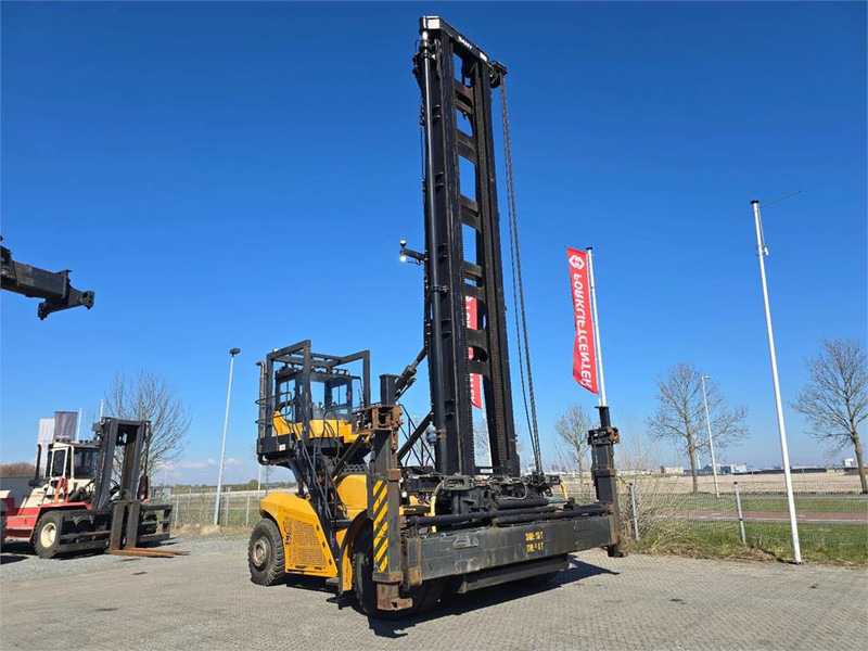 Sany SDCY100K7GC-T - Chariot porte-conteneur: photos 3 Sany SDCY100K7GC-T - Chariot porte-conteneur: photos 3