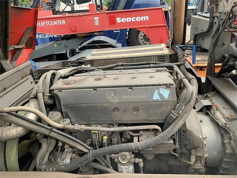 Tracteur portuaire Terberg RT222 4x4: photos 7 Tracteur portuaire Terberg RT222 4x4: photos 7