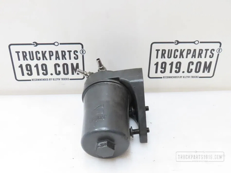 DAF 1709926 Brandstoffilterhuis DAF PX7 - Système de carburant pour Véhicule utilitaire: photos 1 DAF 1709926 Brandstoffilterhuis DAF PX7 - Système de carburant pour Véhicule utilitaire: photos 1