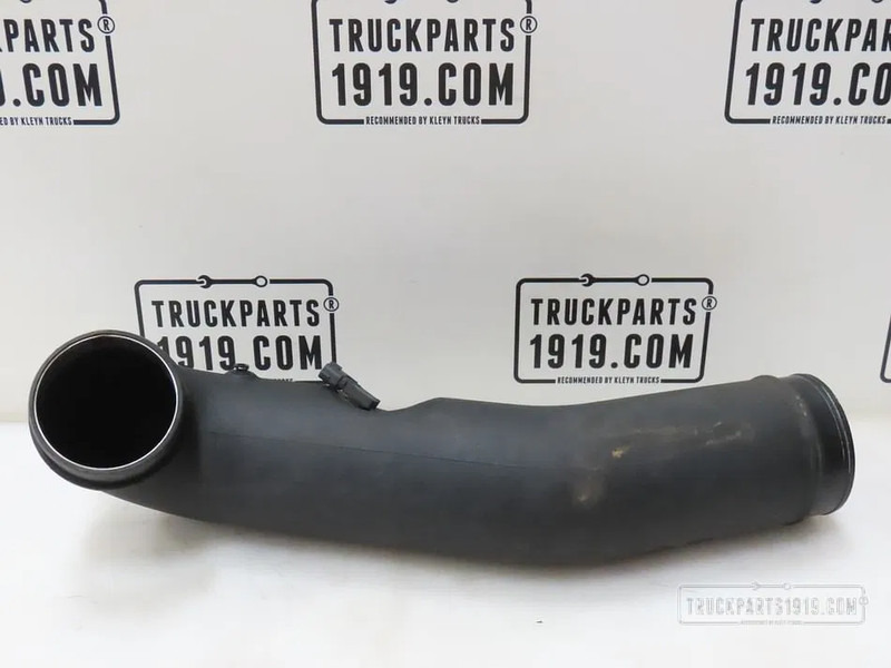 DAF 1710448 Luchtpijp inlaat CF - Système d'admission d'air pour Camion: photos 1 DAF 1710448 Luchtpijp inlaat CF - Système d'admission d'air pour Camion: photos 1