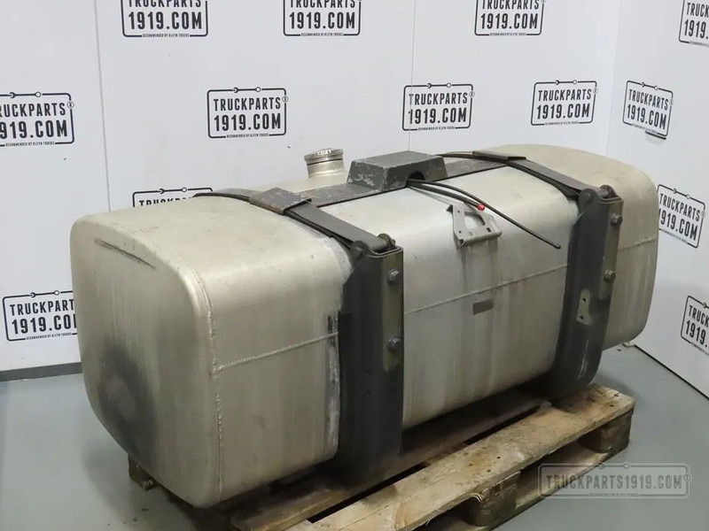 DAF 1949897 Brandstoftank + steunen 525L - Réservoir de carburant pour Camion: photos 2 DAF 1949897 Brandstoftank + steunen 525L - Réservoir de carburant pour Camion: photos 2