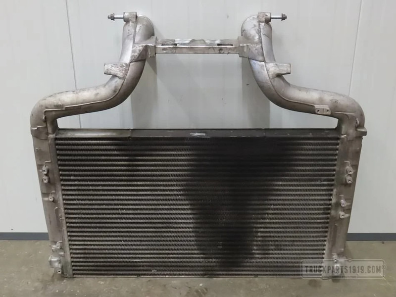 DAF Cooling System Interkoeler DAF CF - Radiateur pour Camion: photos 2 DAF Cooling System Interkoeler DAF CF - Radiateur pour Camion: photos 2
