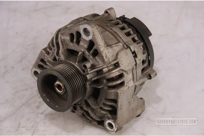 MAN 51.26101-7283 Dynamo 120A - Alternateur pour Camion: photos 1 MAN 51.26101-7283 Dynamo 120A - Alternateur pour Camion: photos 1
