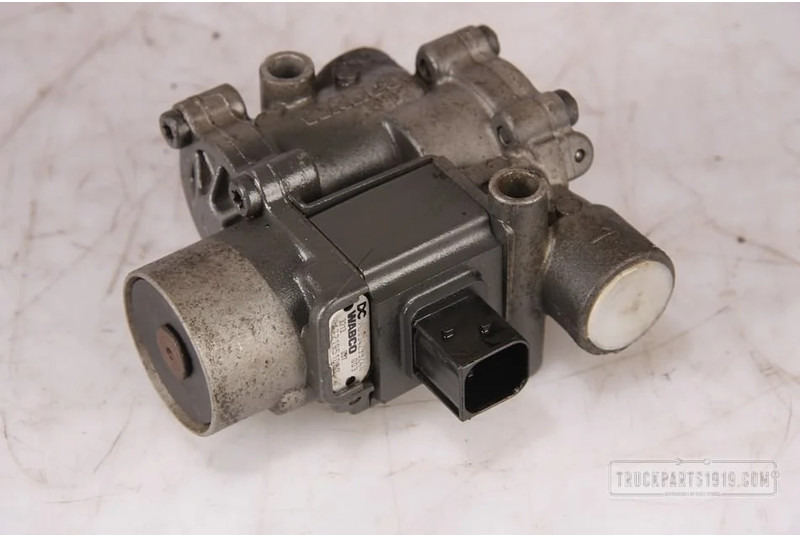 Mercedes-Benz Brake System ABS magneetventiel MB - Valve de frein pour Camion: photos 1 Mercedes-Benz Brake System ABS magneetventiel MB - Valve de frein pour Camion: photos 1