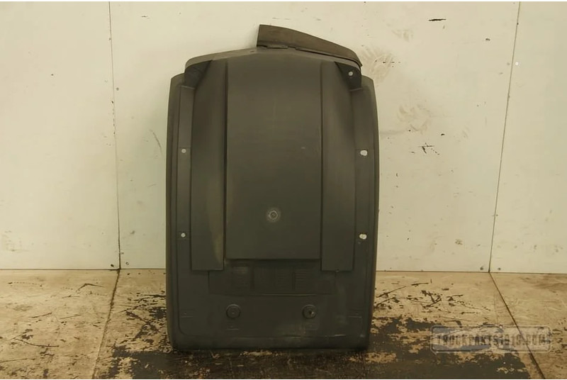 Renault Body & Chassis Parts Modderkuip Cabine RV Renault - Aile pour Camion: photos 1 Renault Body & Chassis Parts Modderkuip Cabine RV Renault - Aile pour Camion: photos 1