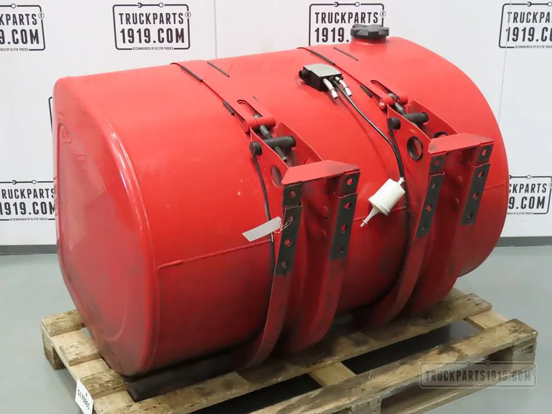 Volvo 21516448 | Brandstoftank + steunen 450L - Réservoir de carburant pour Camion: photos 2 Volvo 21516448 | Brandstoftank + steunen 450L - Réservoir de carburant pour Camion: photos 2
