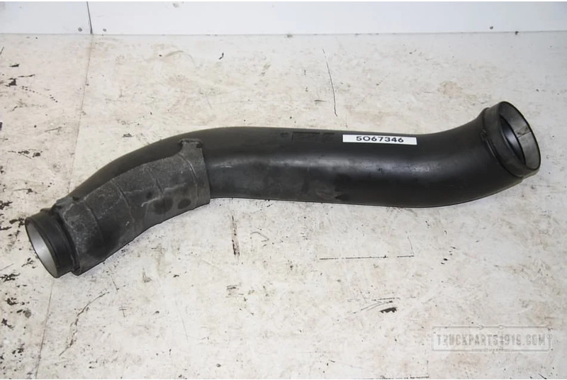 Volvo Body & Chassis Parts Luchtbuis na filter - Système d'admission d'air pour Camion: photos 1 Volvo Body & Chassis Parts Luchtbuis na filter - Système d'admission d'air pour Camion: photos 1
