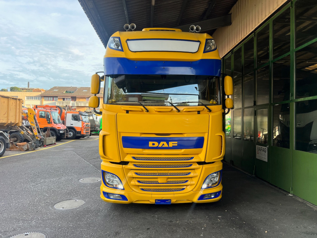 DAF XF 510 Jumbo - Camion à rideaux coulissants: photos 2 DAF XF 510 Jumbo - Camion à rideaux coulissants: photos 2